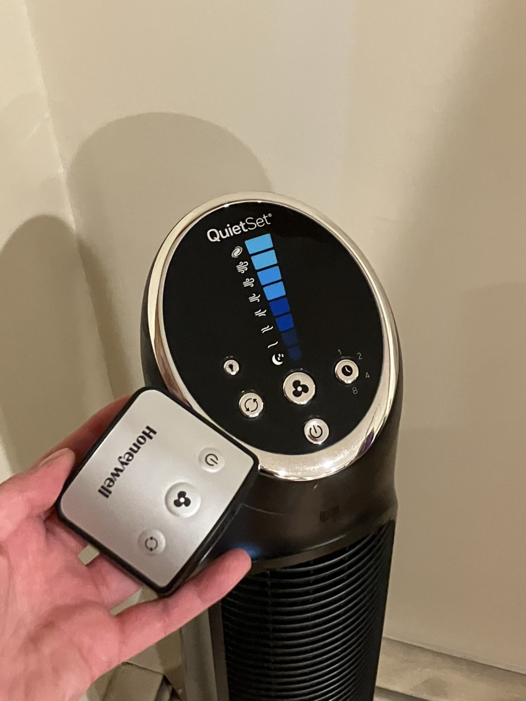 Honeywell QuietSet Tower Fan - Black - photo 3