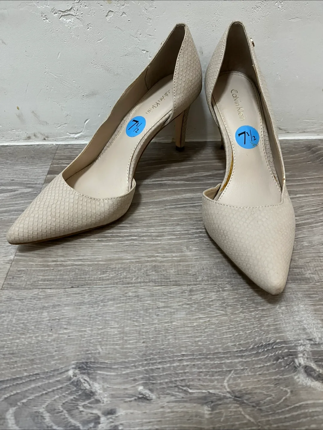 Calvin Klein Beige Heels - Size 7.5 image indicator(2)