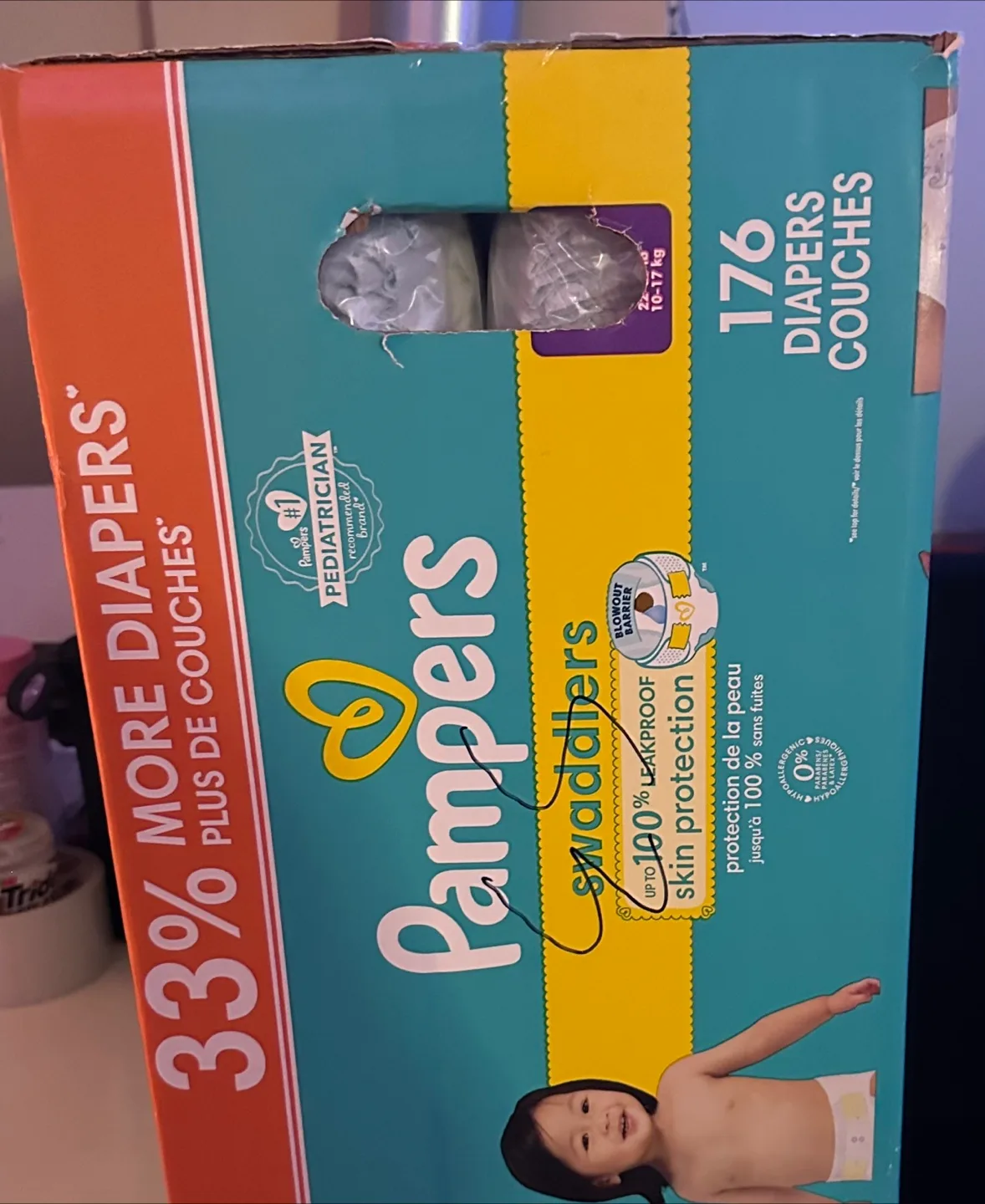 Pampers Swaddlers Size 4 Diapers - 176 Count image indicator(2)