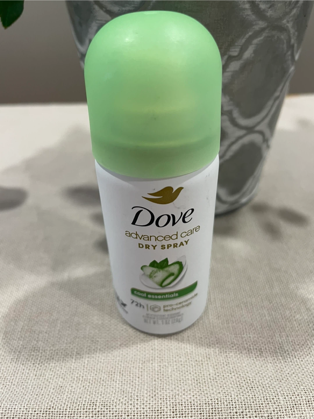 Dove Advanced Care Cool Essentials Dry Spray