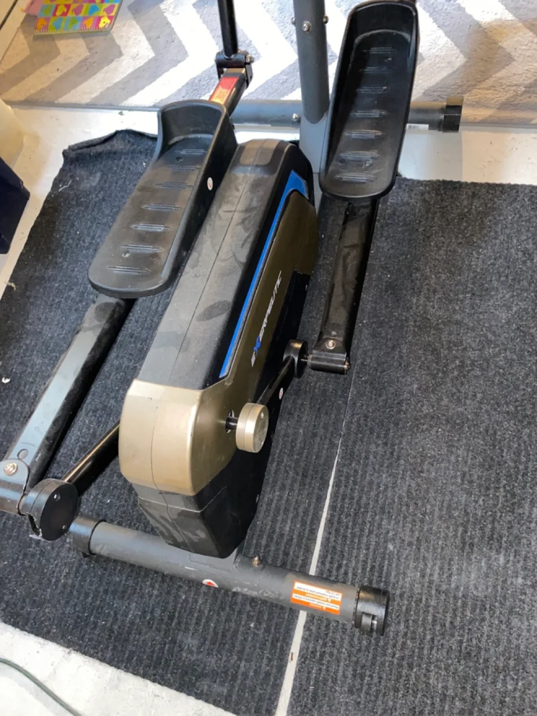Elliptical Exercise Machine thumbnail