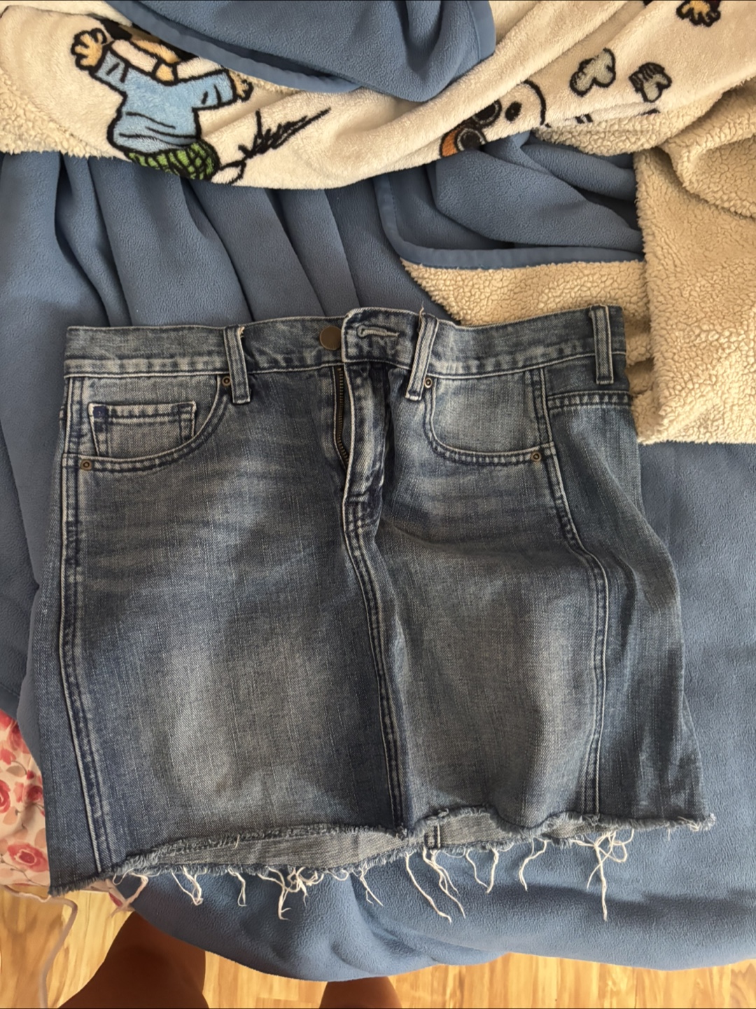Gap 1969 Denim Mini Skirt - Size 29