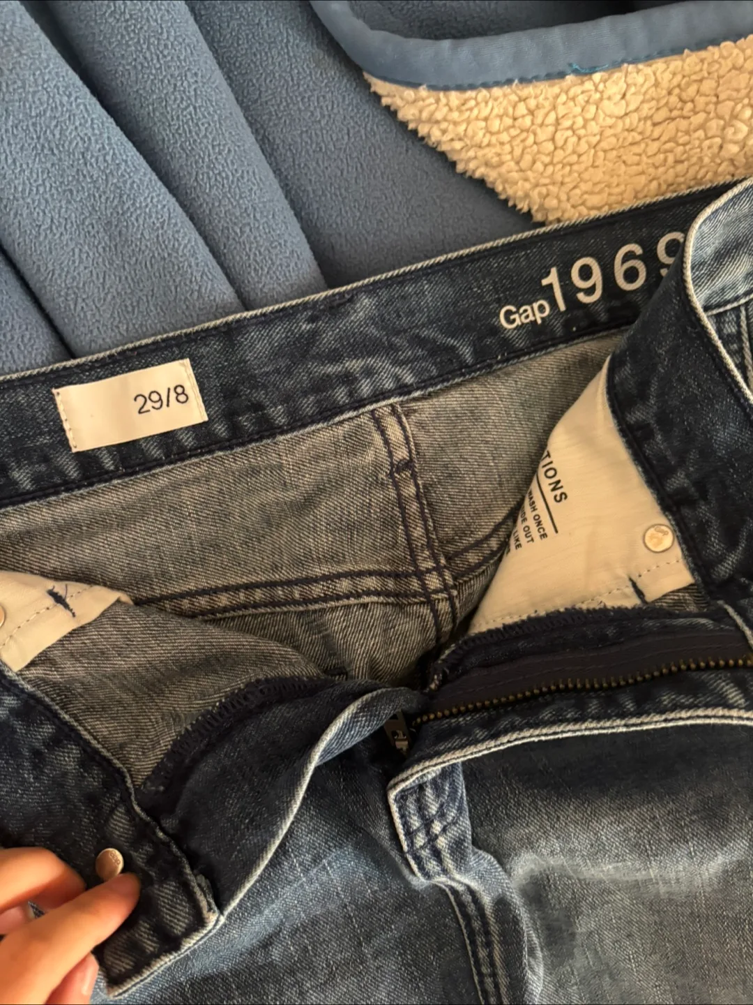 Gap 1969 Denim Mini Skirt - Size 29 image indicator(2)