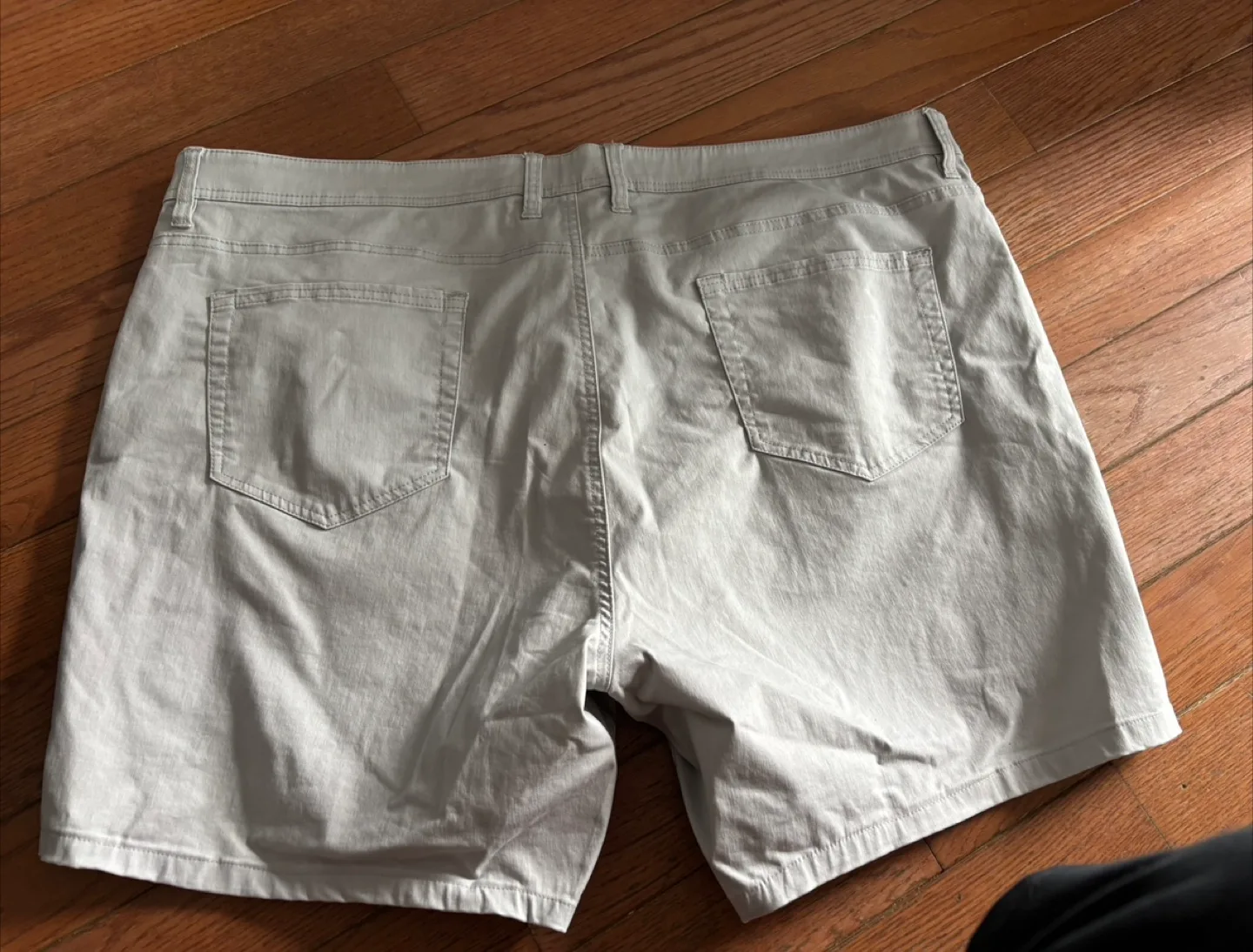2 pair Daniel Hechter Paris Shorts - Size 48W image indicator(6)