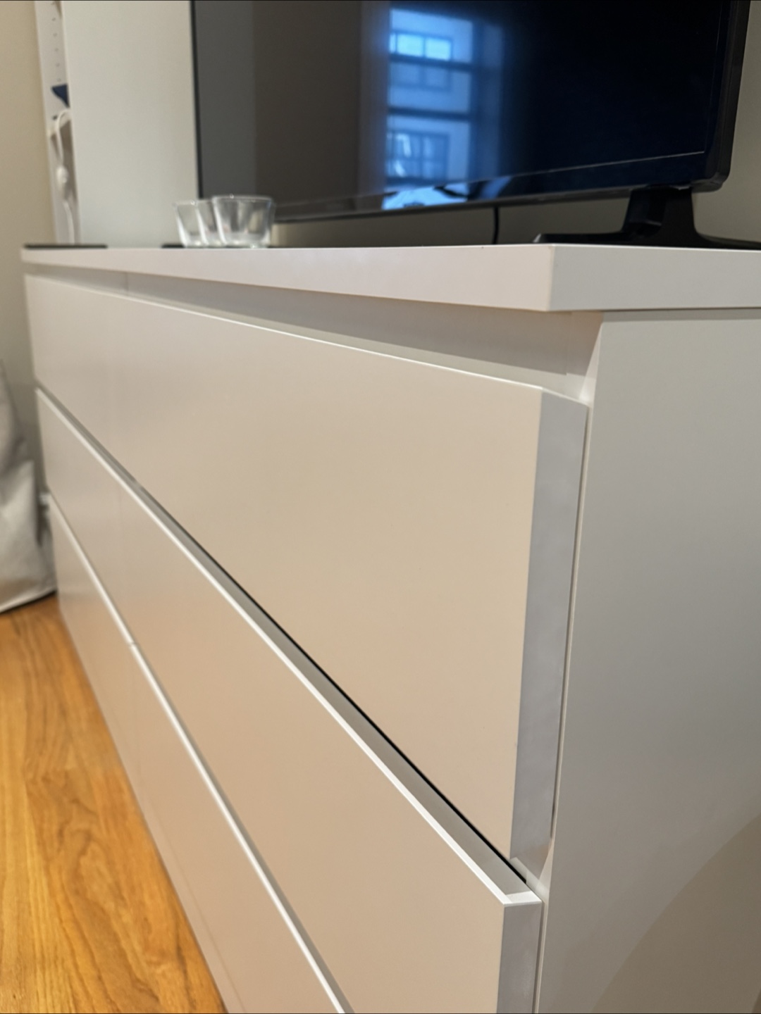 IKEA Malm White 6-Drawer Dresser - photo 5