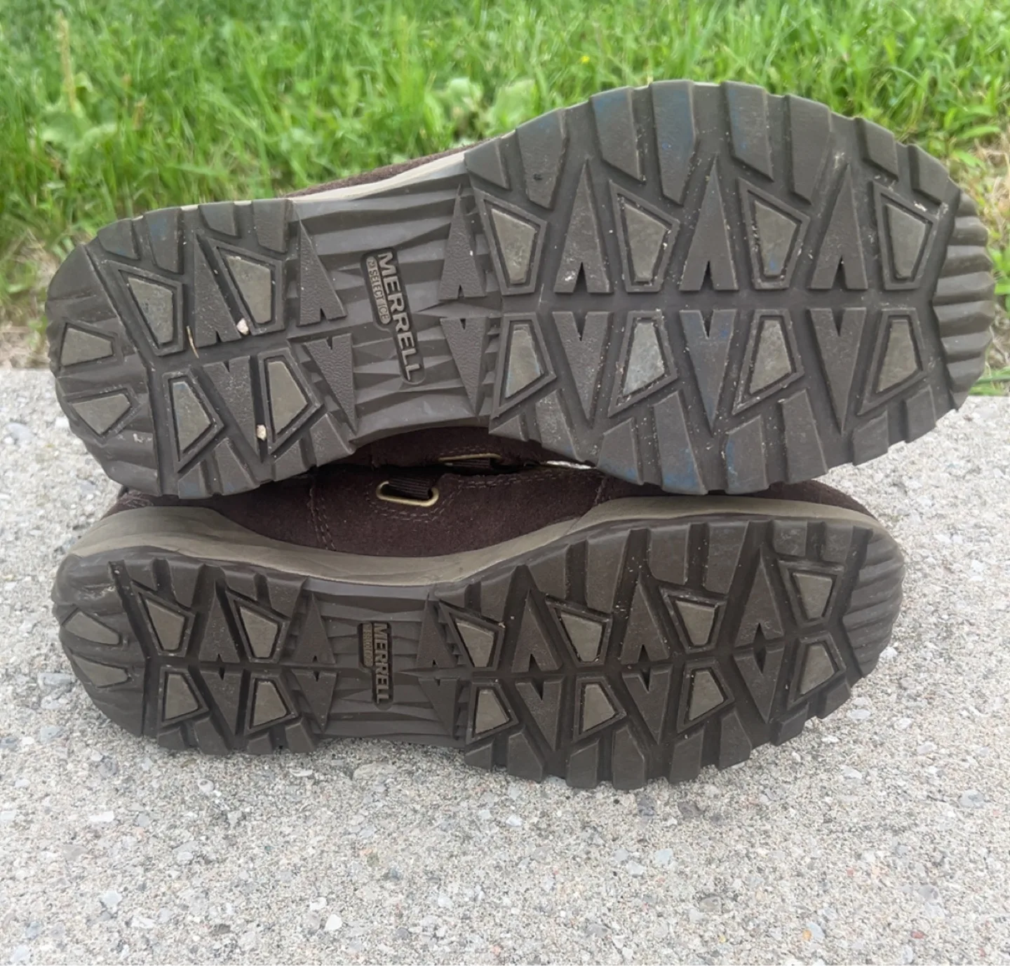 Merrell Brown Leather Winter Boots size 9 image indicator(2)