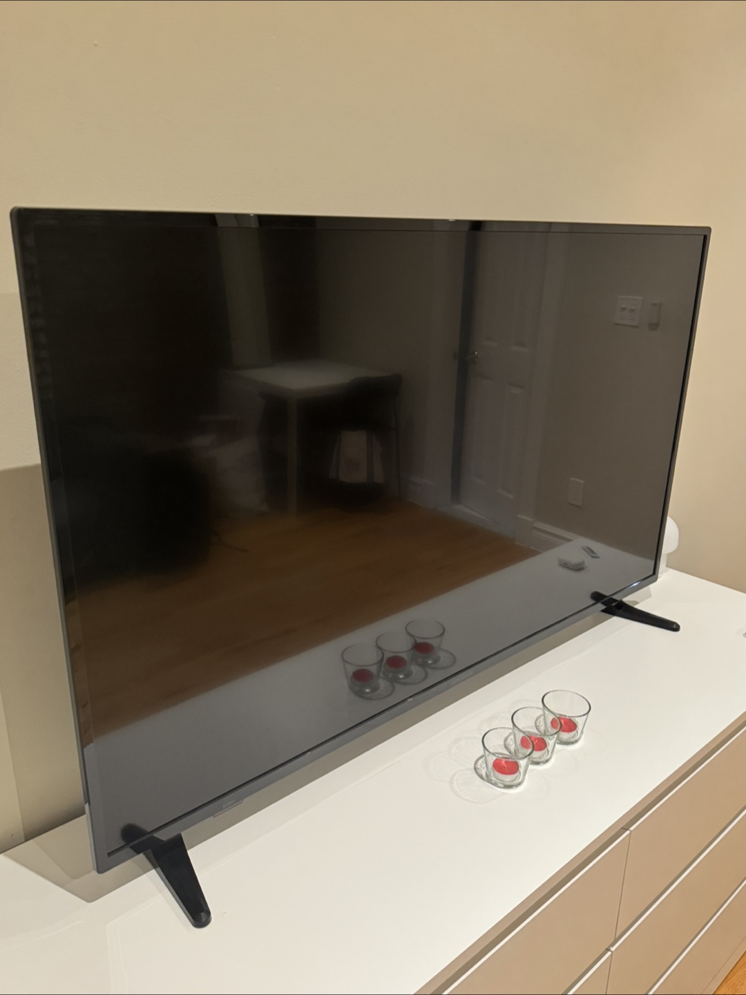 Insignia 55 Inch Class F50 4K UHD Smart Fire TV - photo 2