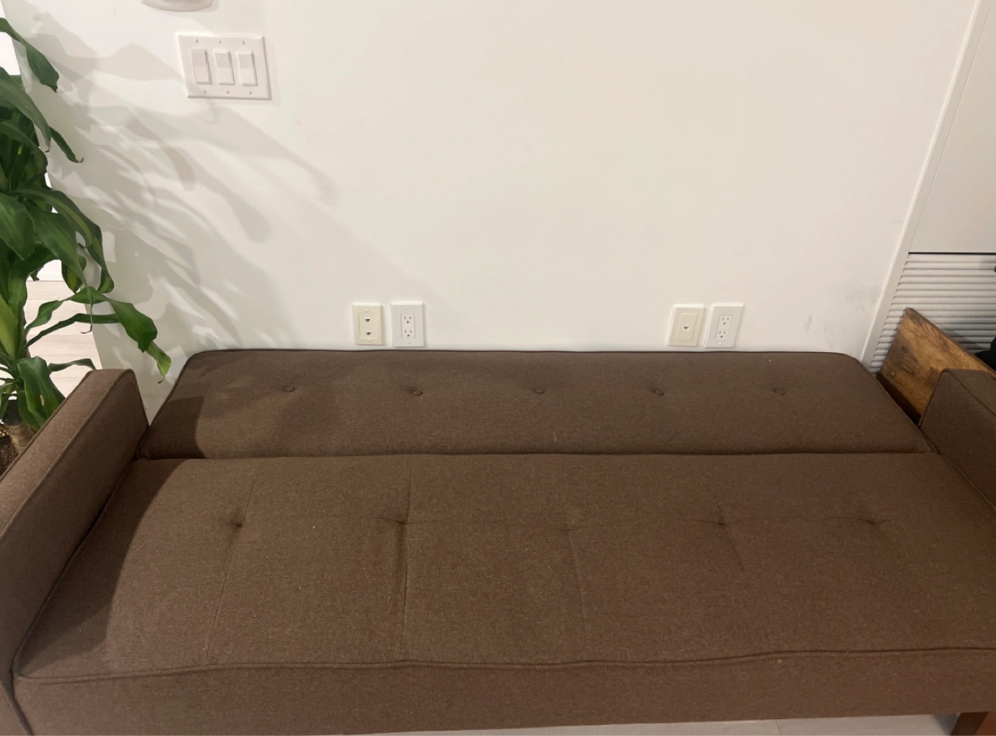 Wayfair couch - Nathalia 75" Square Arm Sleeper $105 - photo 3