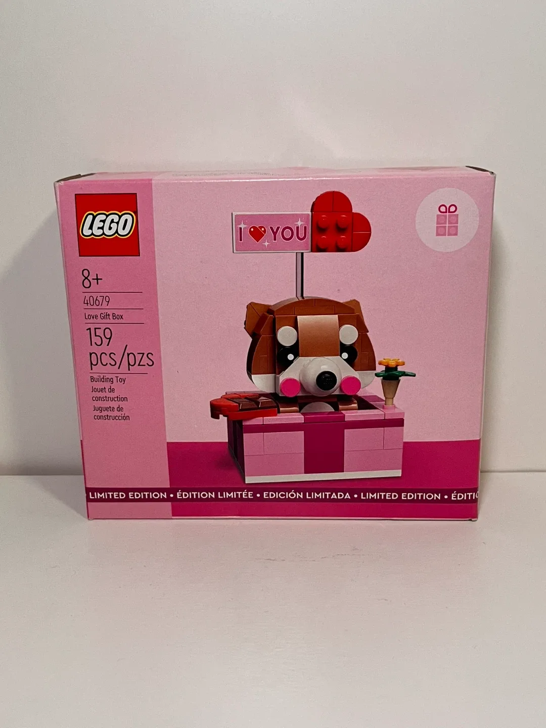 New LEGO 40679 Love Gift Box thumbnail