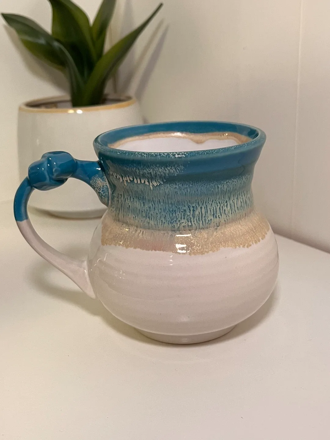 Handmade Ceramic Mug - Blue & White image indicator(2)