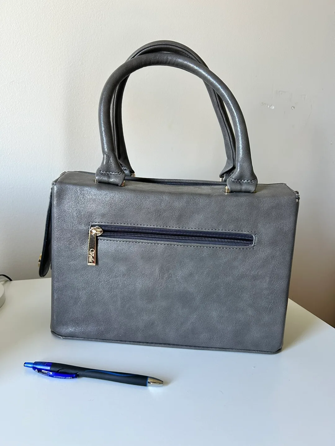 Grey Handbag image indicator(3)