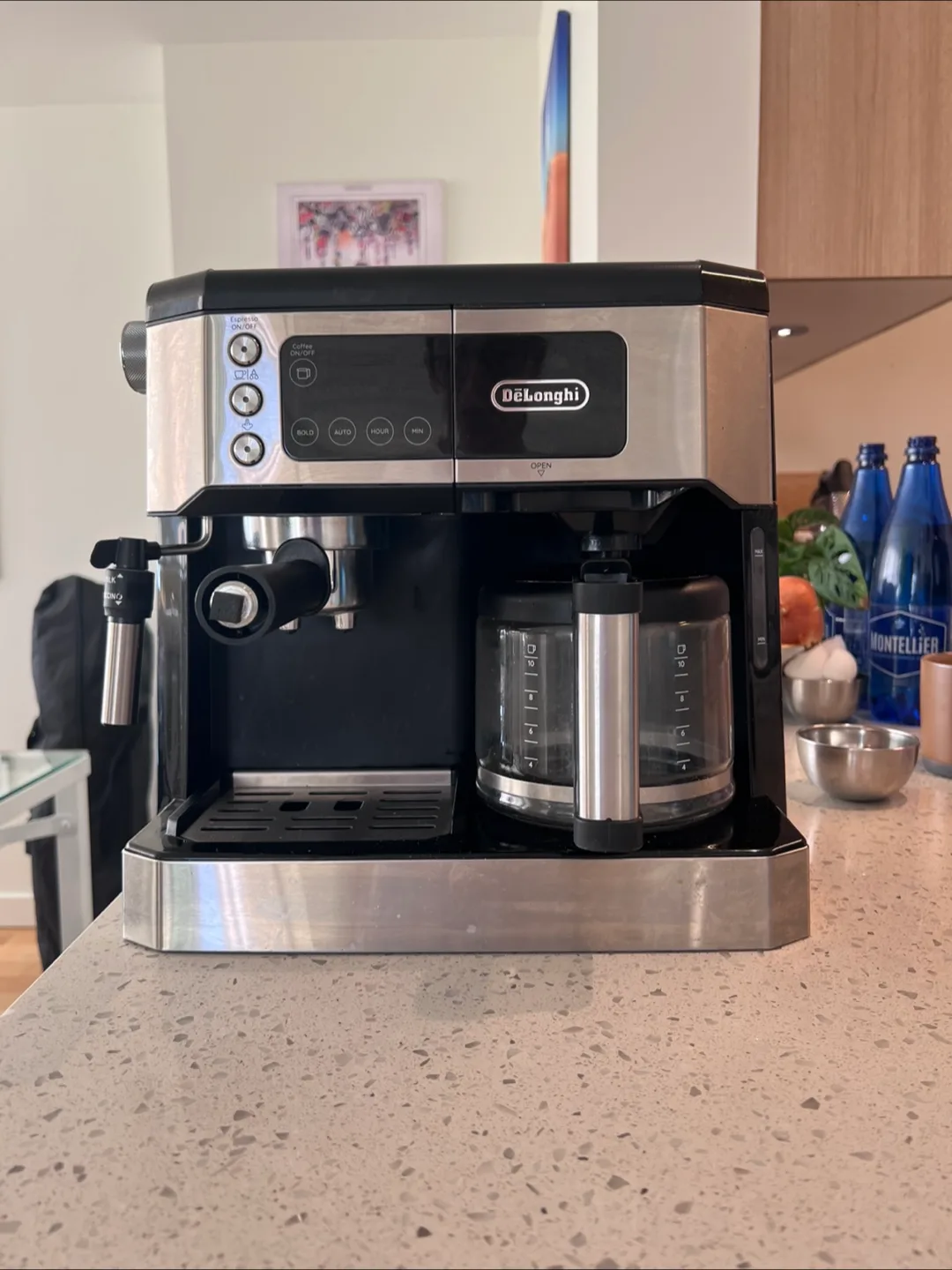 DeLonghi All-in-One Coffee & Espresso Maker thumbnail