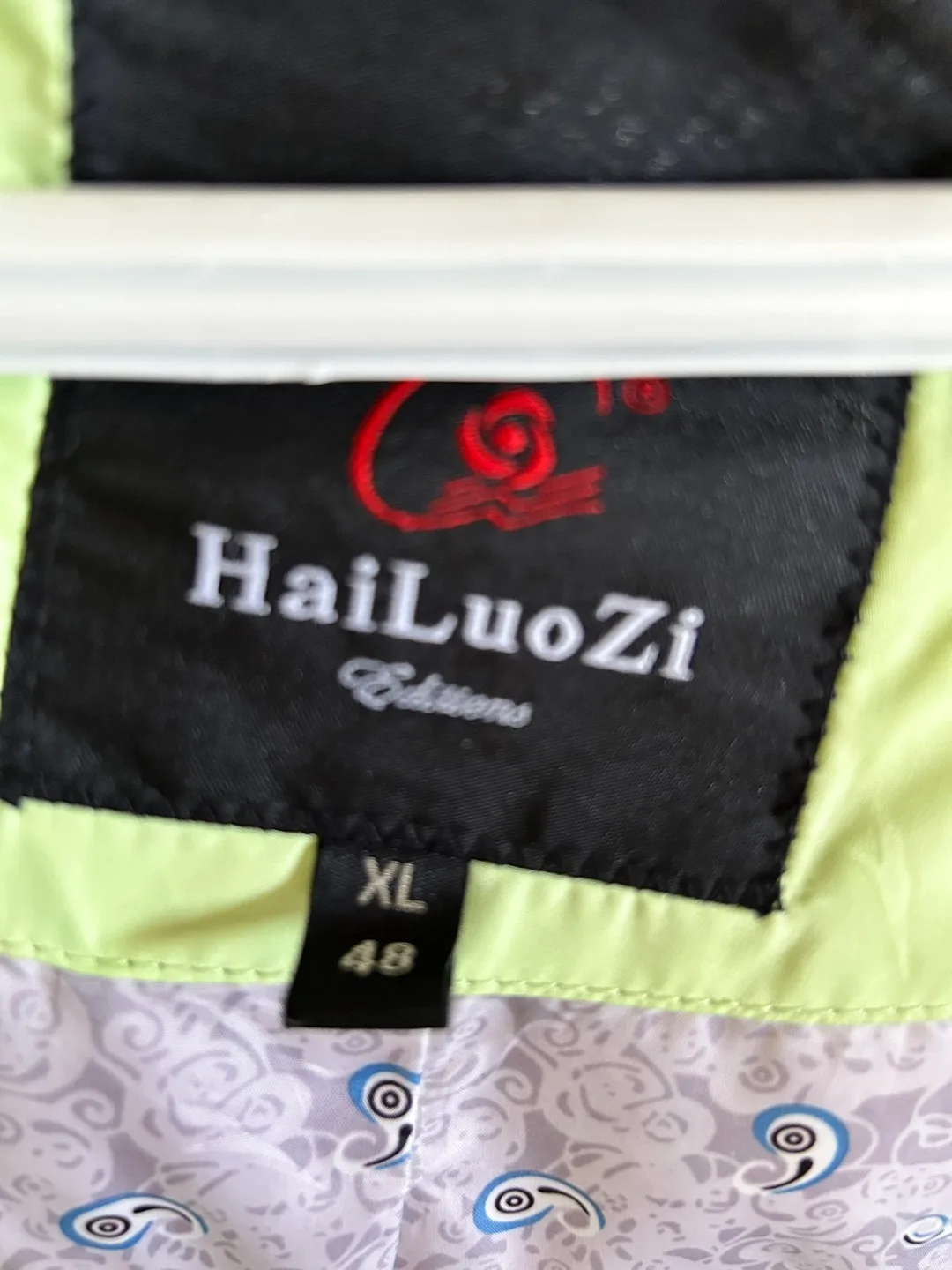 Winter Coat - XL image indicator(3)