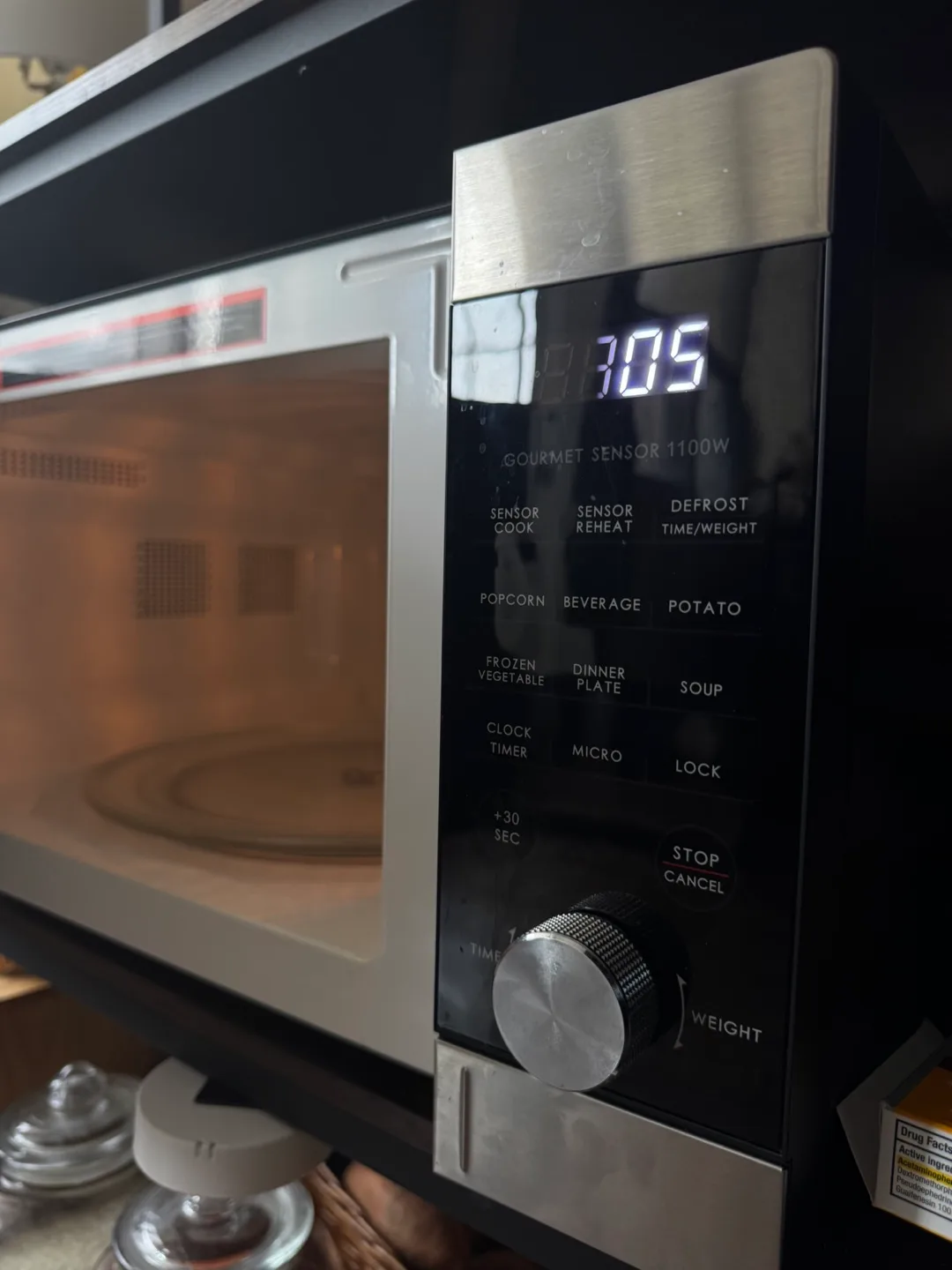 Galanz ExpressWave 1.3 Cu Ft Microwave Oven thumbnail