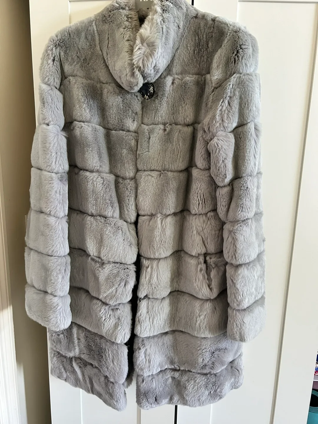 Grey Fur Coat image indicator(5)