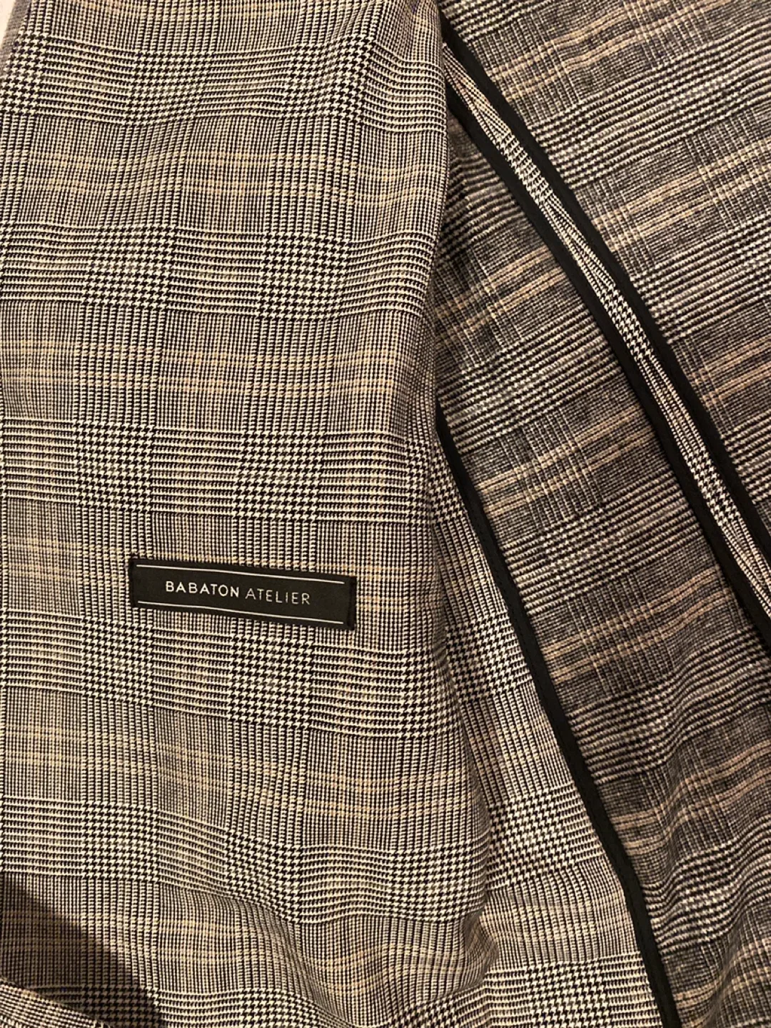 Babaton Atelier Plaid Blazer - Size 4 image indicator(4)