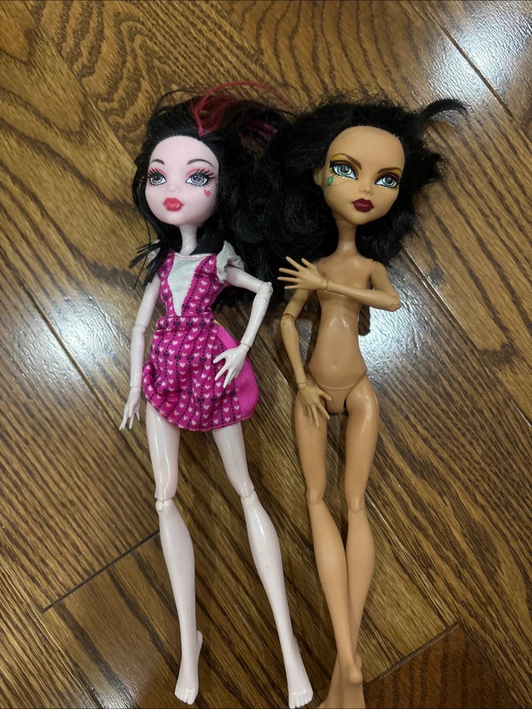 Monster High Dolls image indicator(2)