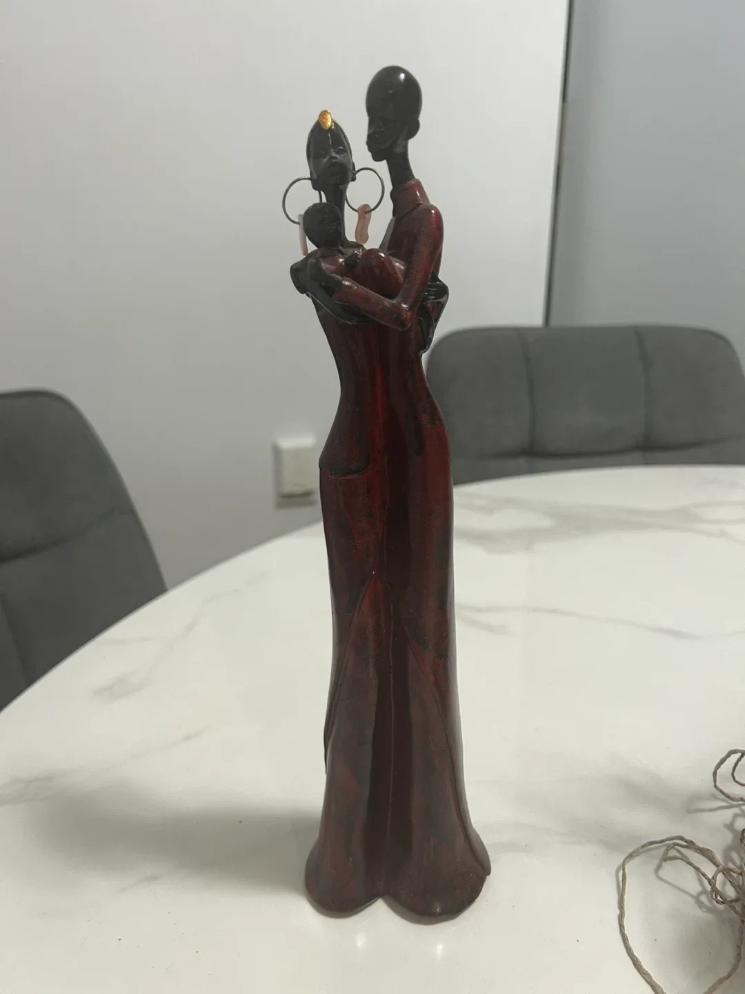 African Family Statue thumbnail