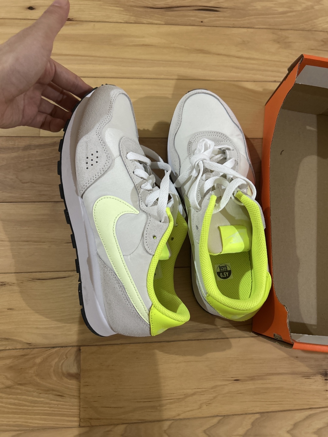 Nike Runner TD Sneakers - Boys Size 6.5Y - photo 3