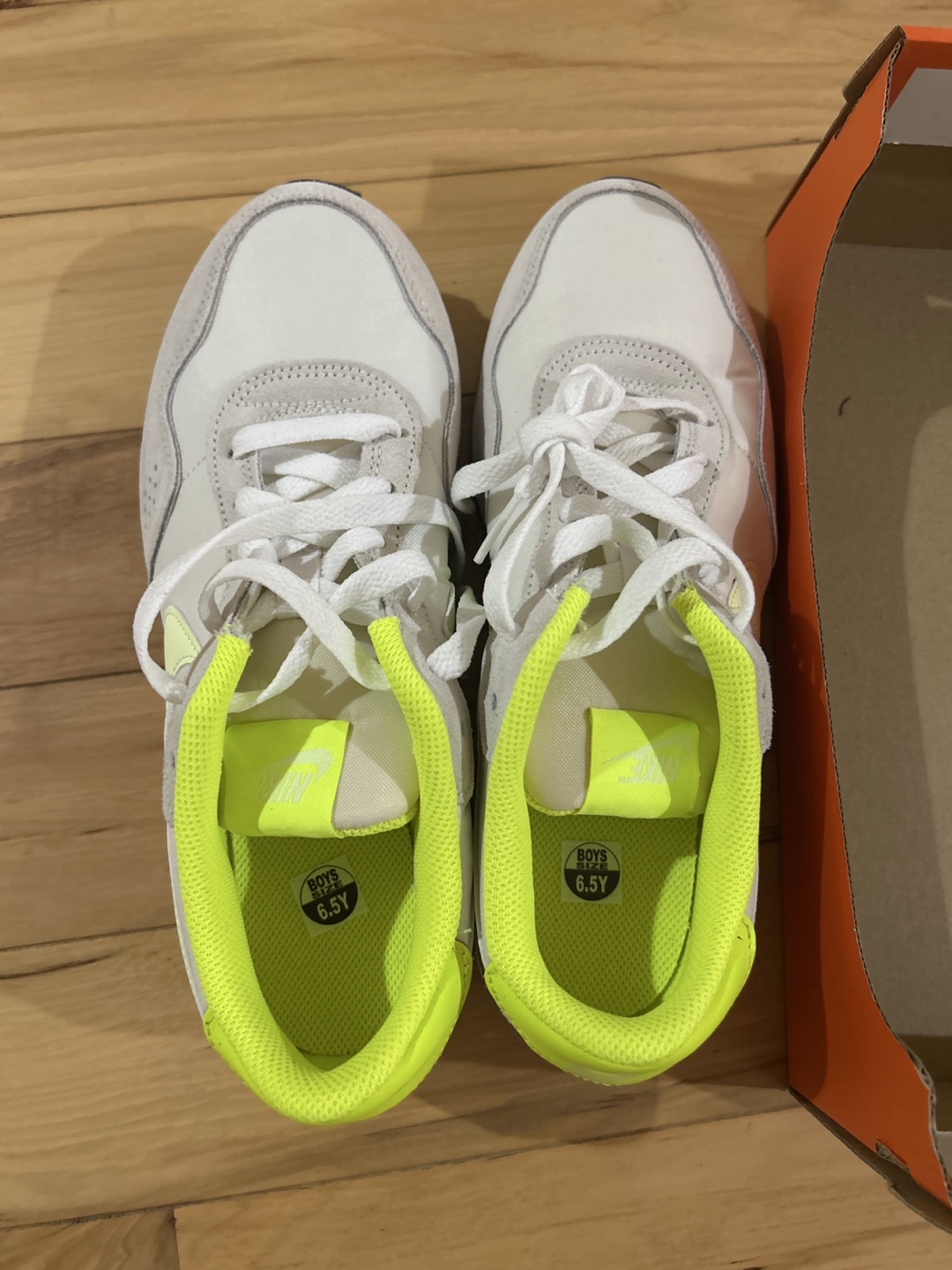 Nike Runner TD Sneakers - Boys Size 6.5Y