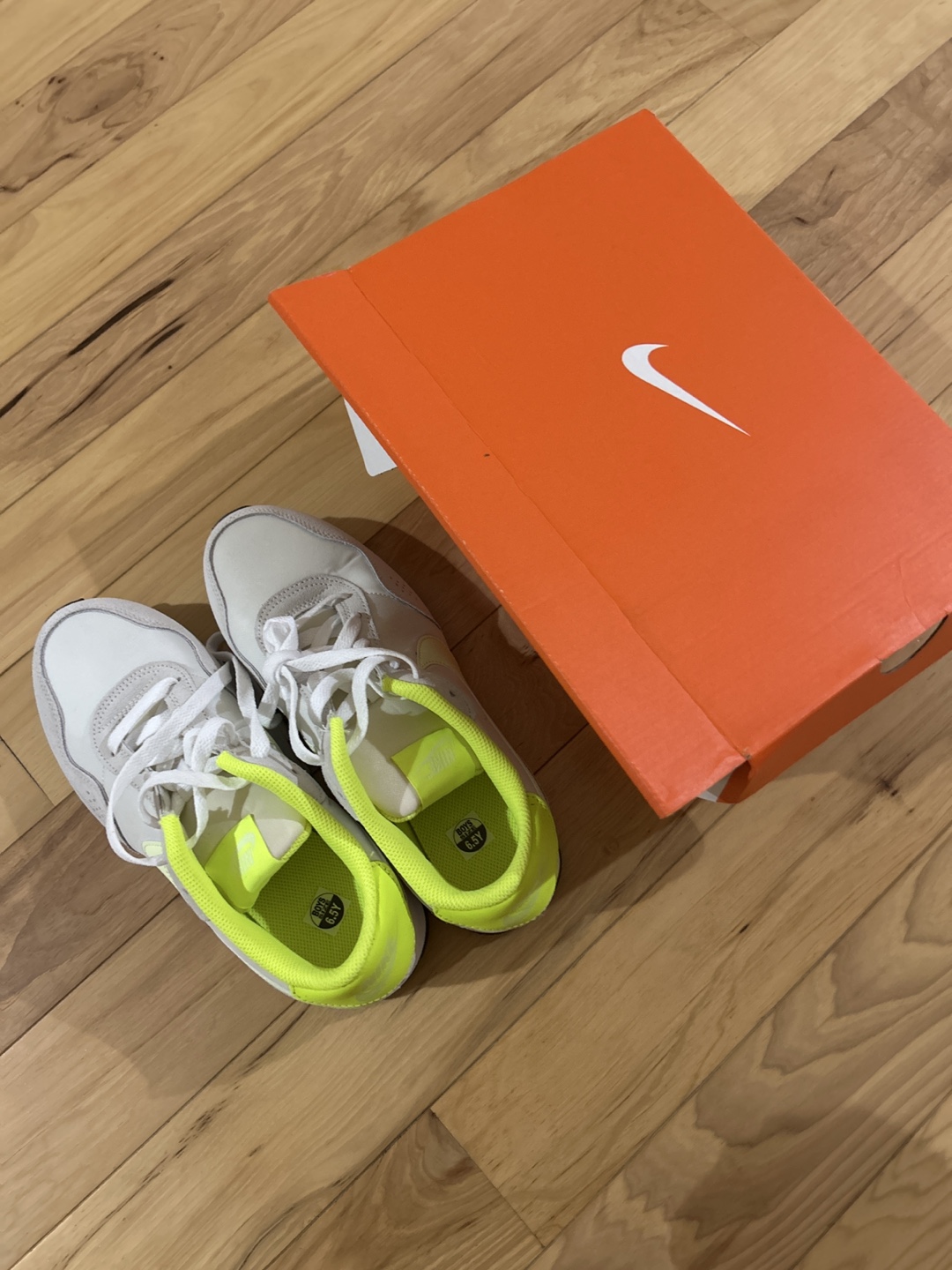 Nike Runner TD Sneakers - Boys Size 6.5Y - photo 4