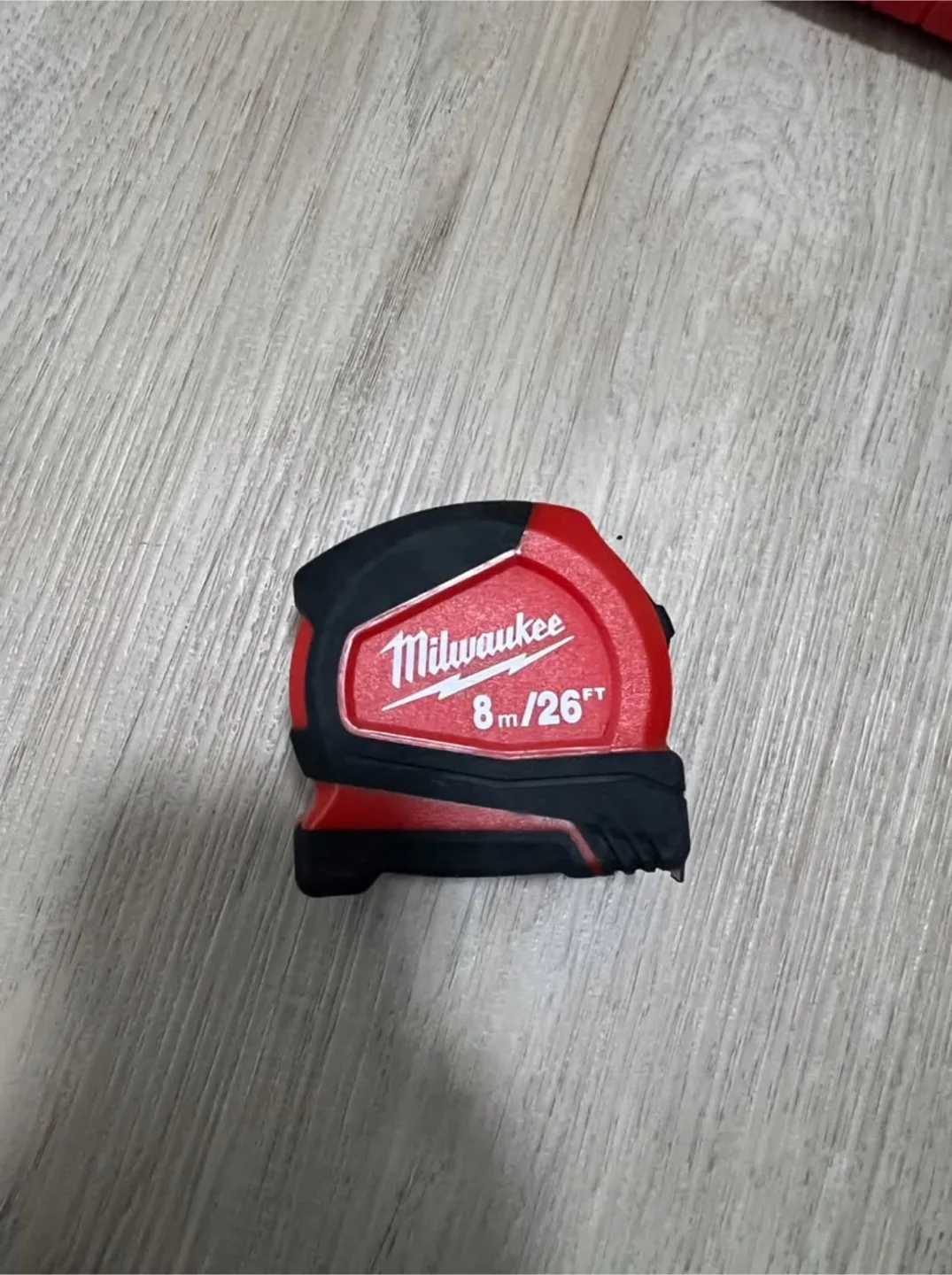 Milwaukee 8m/26ft Tape Measure thumbnail