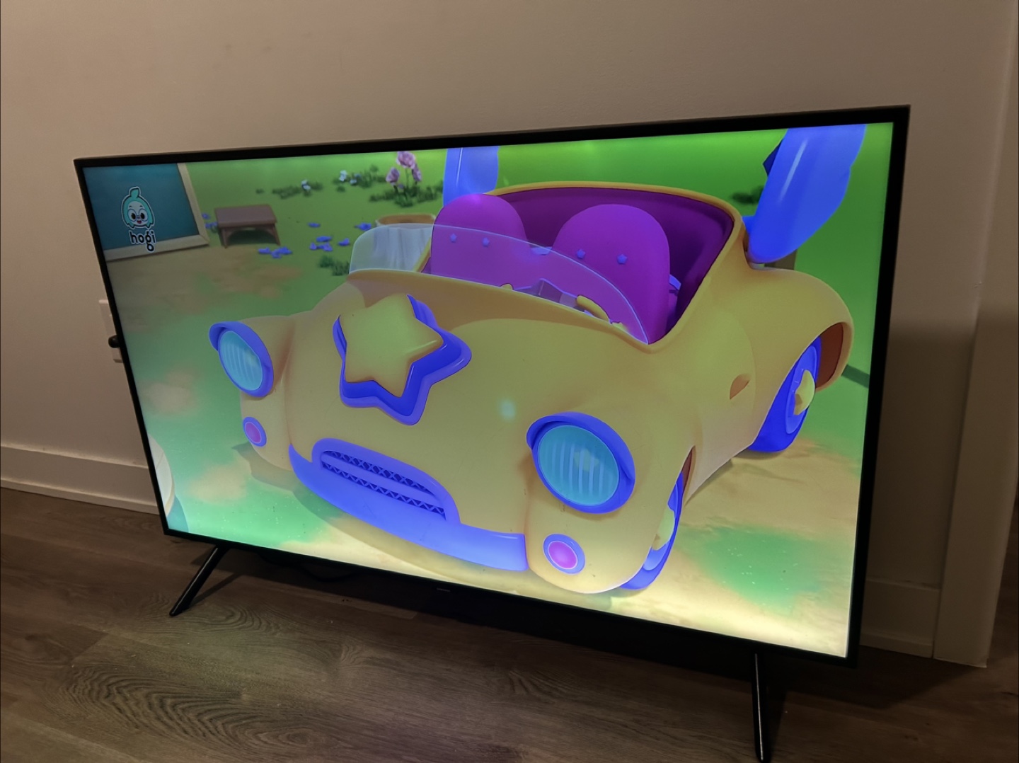 Samsung 50" NU710D Series UHD TV - photo 2
