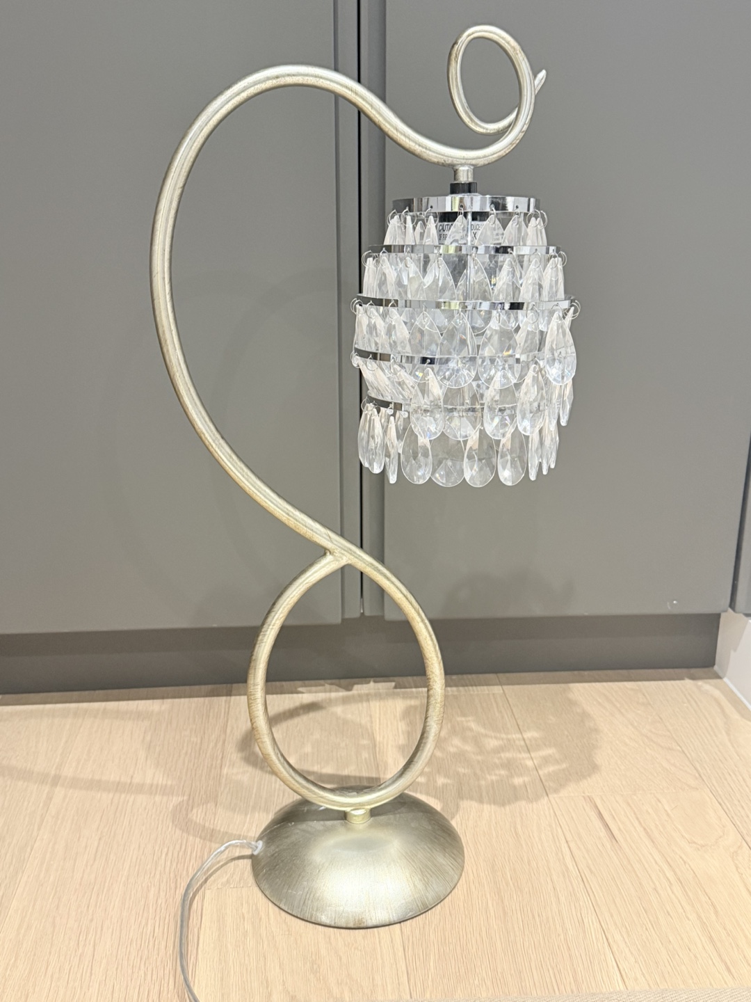 Bombay Xomlany Chandelier Table Lamp
