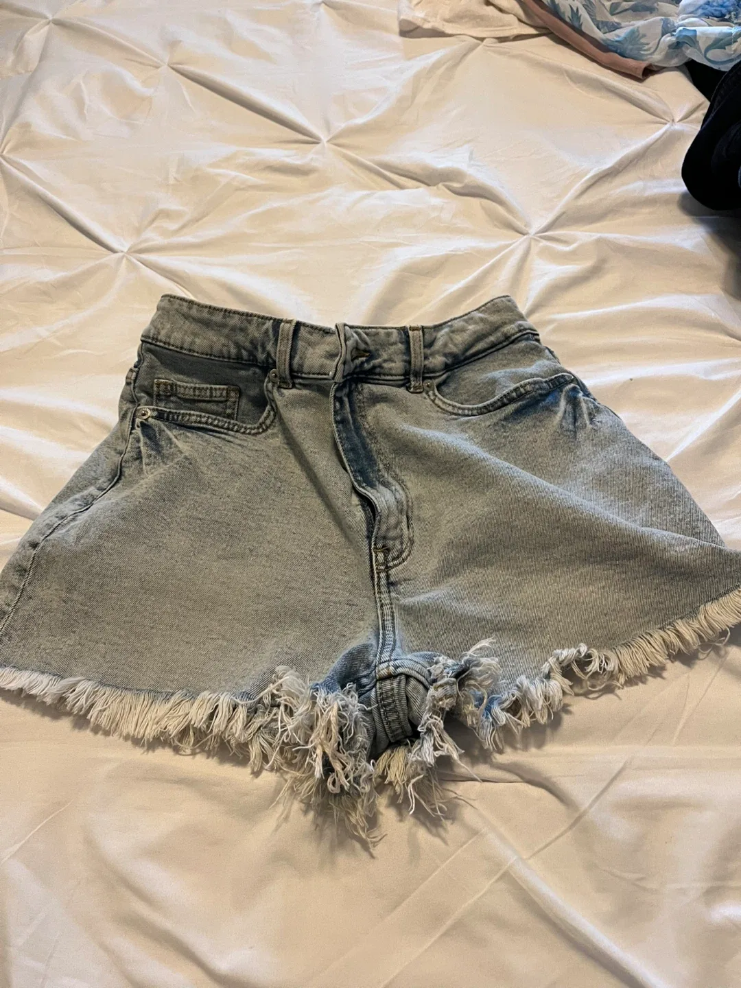 H&M Denim Shorts thumbnail