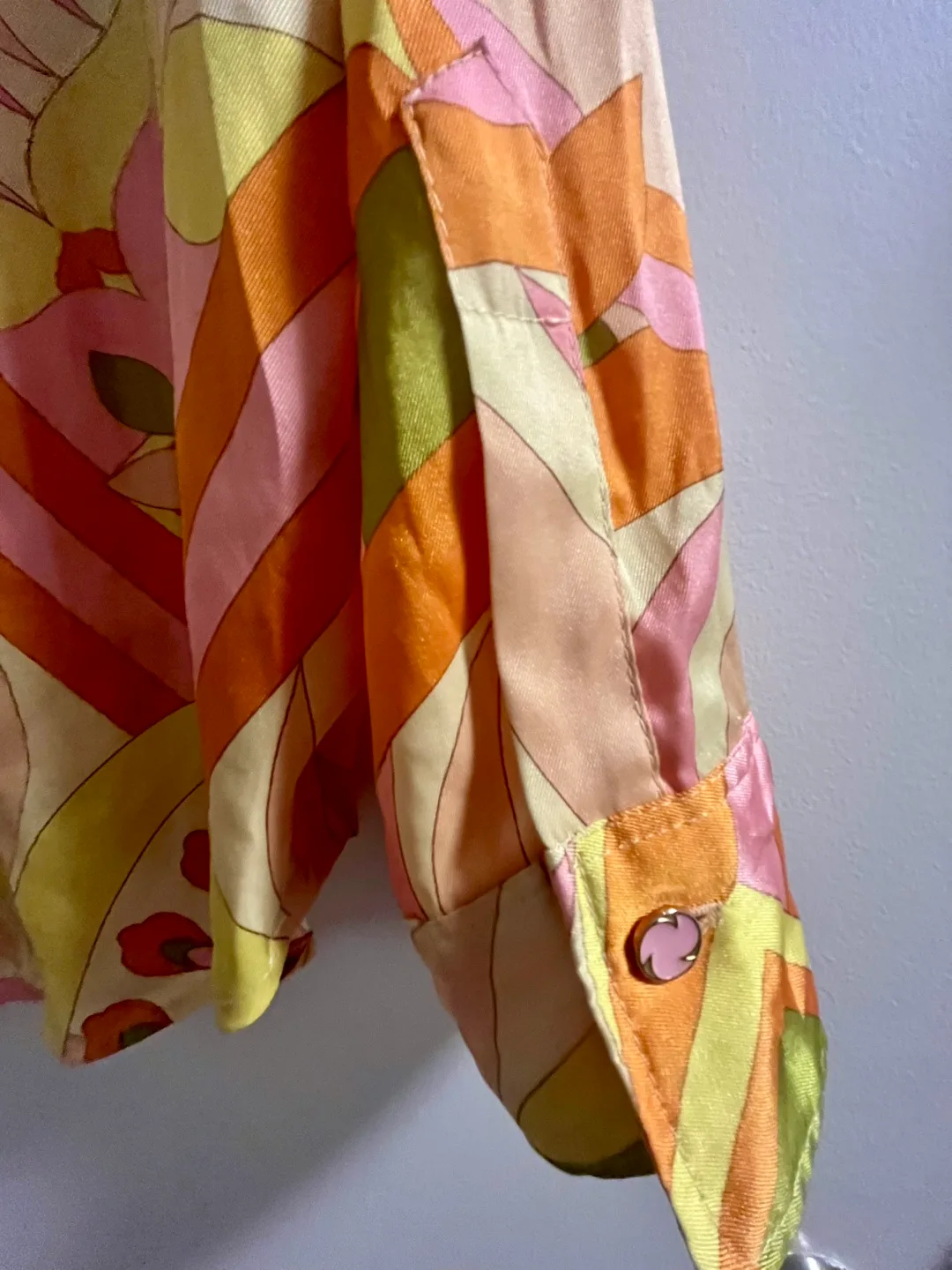 Zara Retro Print Blouse - Size M image indicator(3)