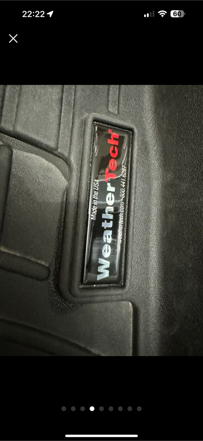 selling glc 300 2021 weathertech floor mat,   mint condition - photo 4