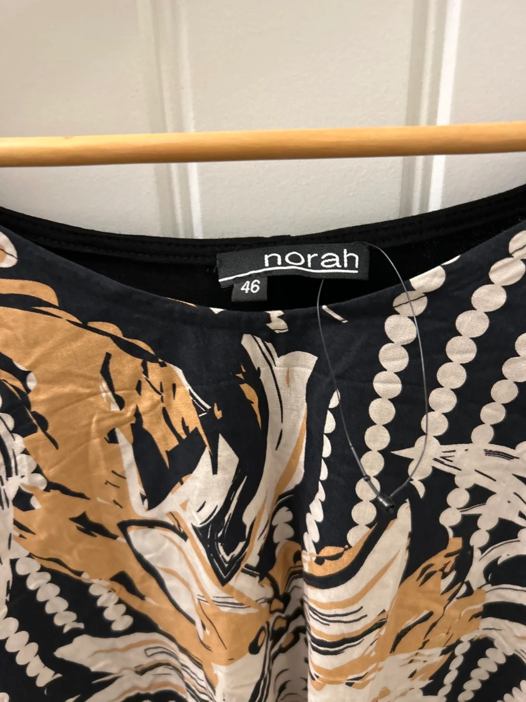 Norah Size x-large Blouse - Stylish Pattern image indicator(2)