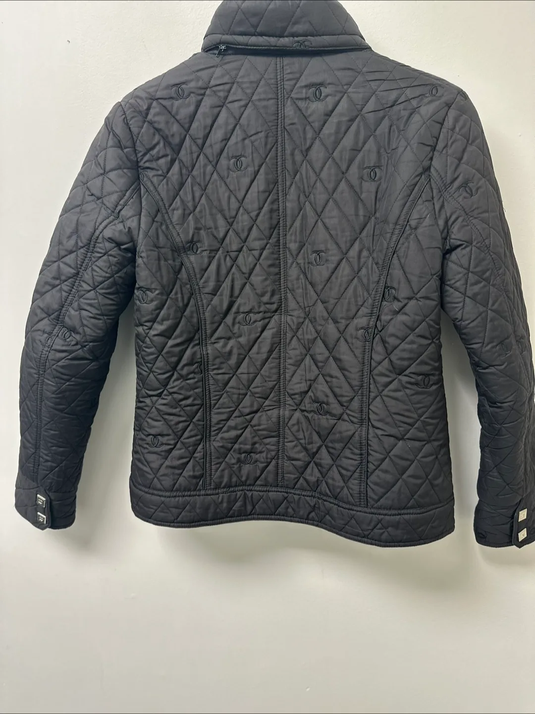 Chanel Black Quilted Jacket image indicator(4)