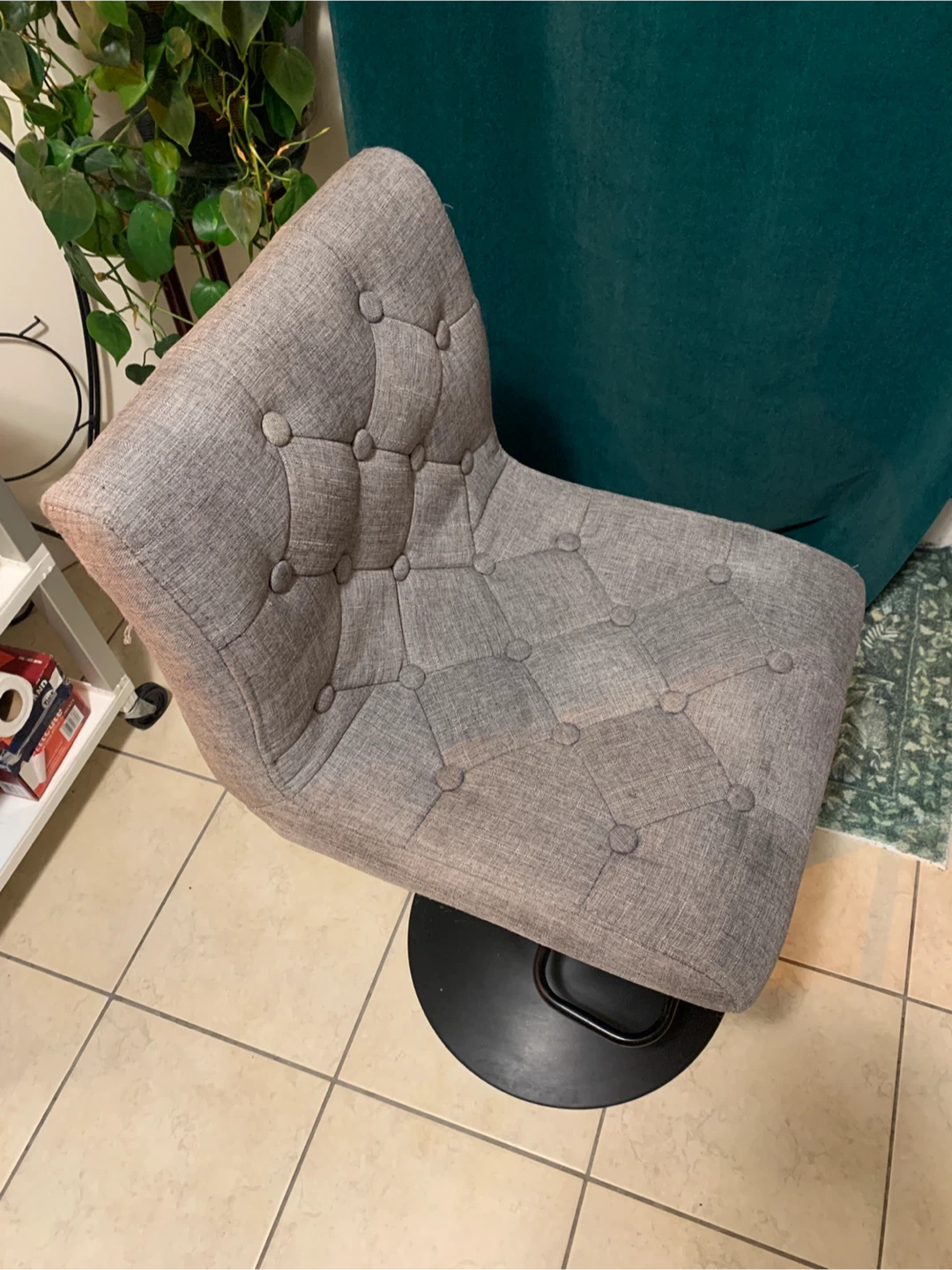 Grey Tufted Swivel Bar Stool - photo 2