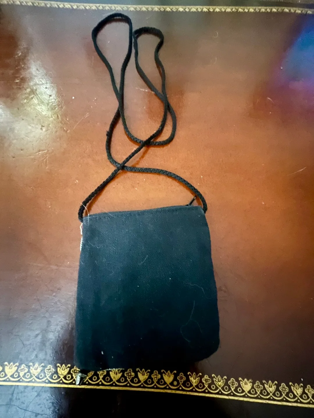 Elephant Sequin Beaded Shoulder Bag image indicator(4)