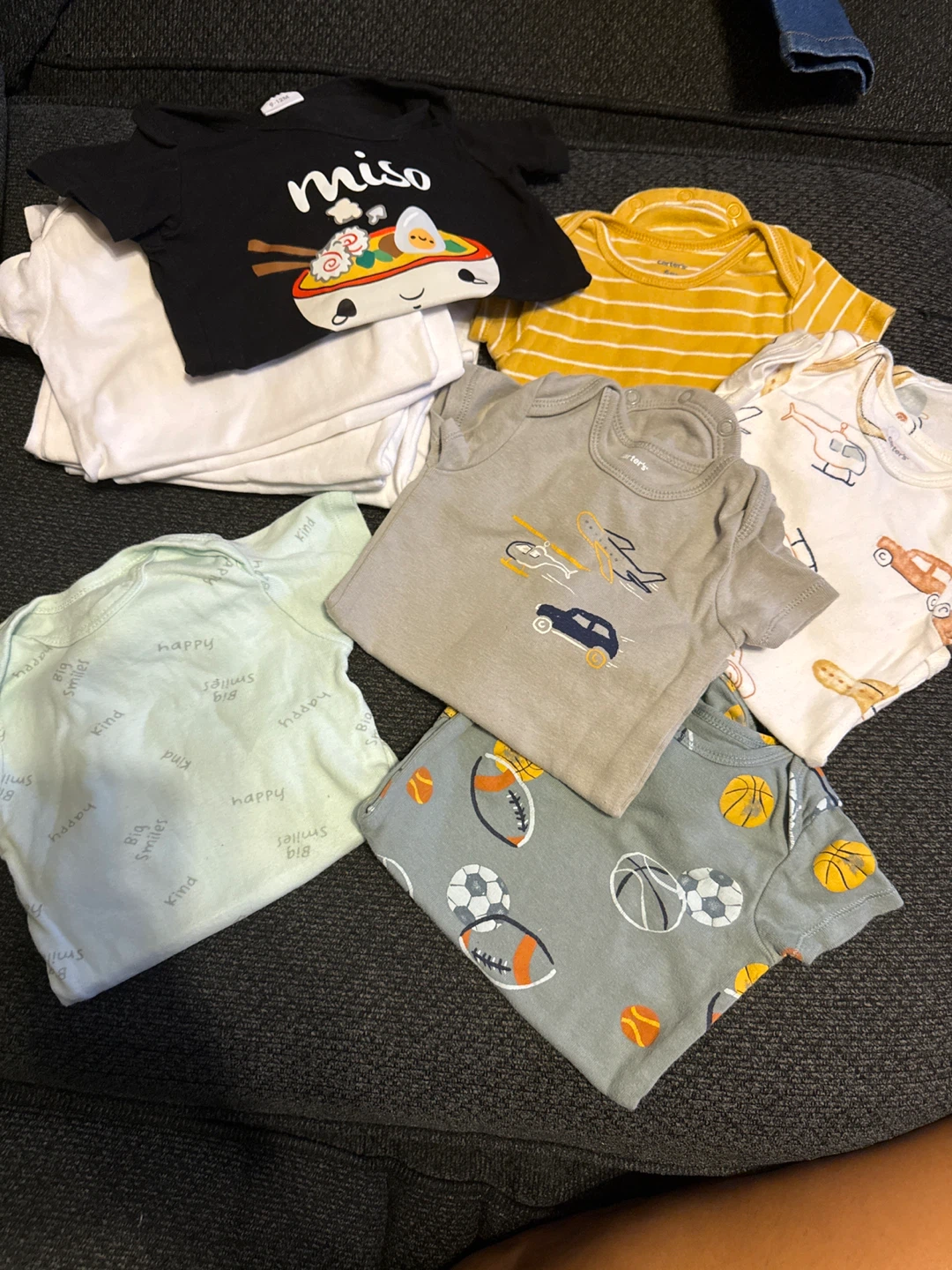 Baby onesies Bundle (6-12 Months)
