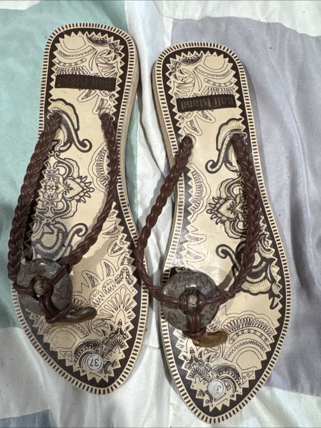 NEW UNUSED: Bali Island Flip Flops - Size 37 thumbnail