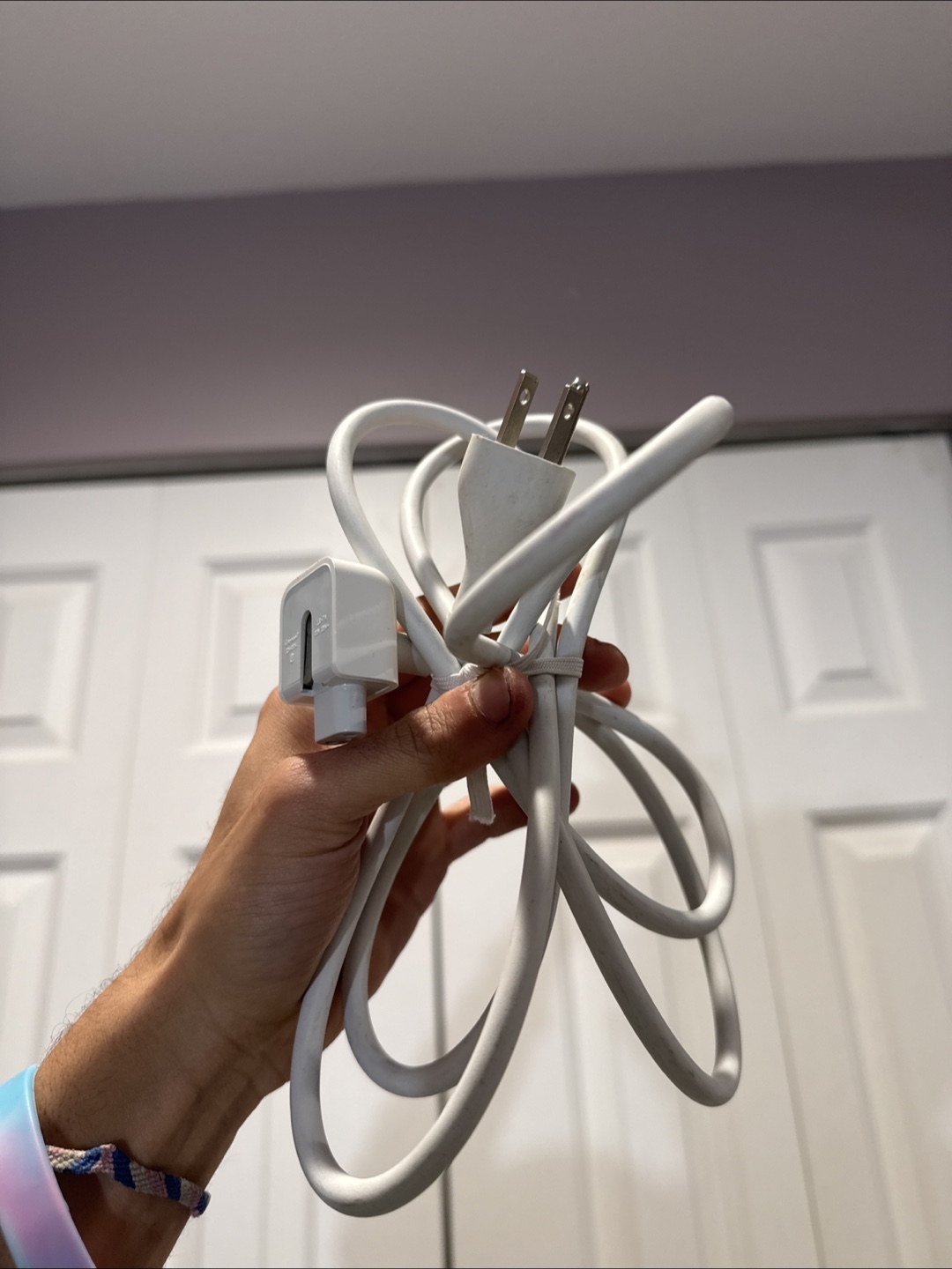 Apple Charger (extension cable for laptop)