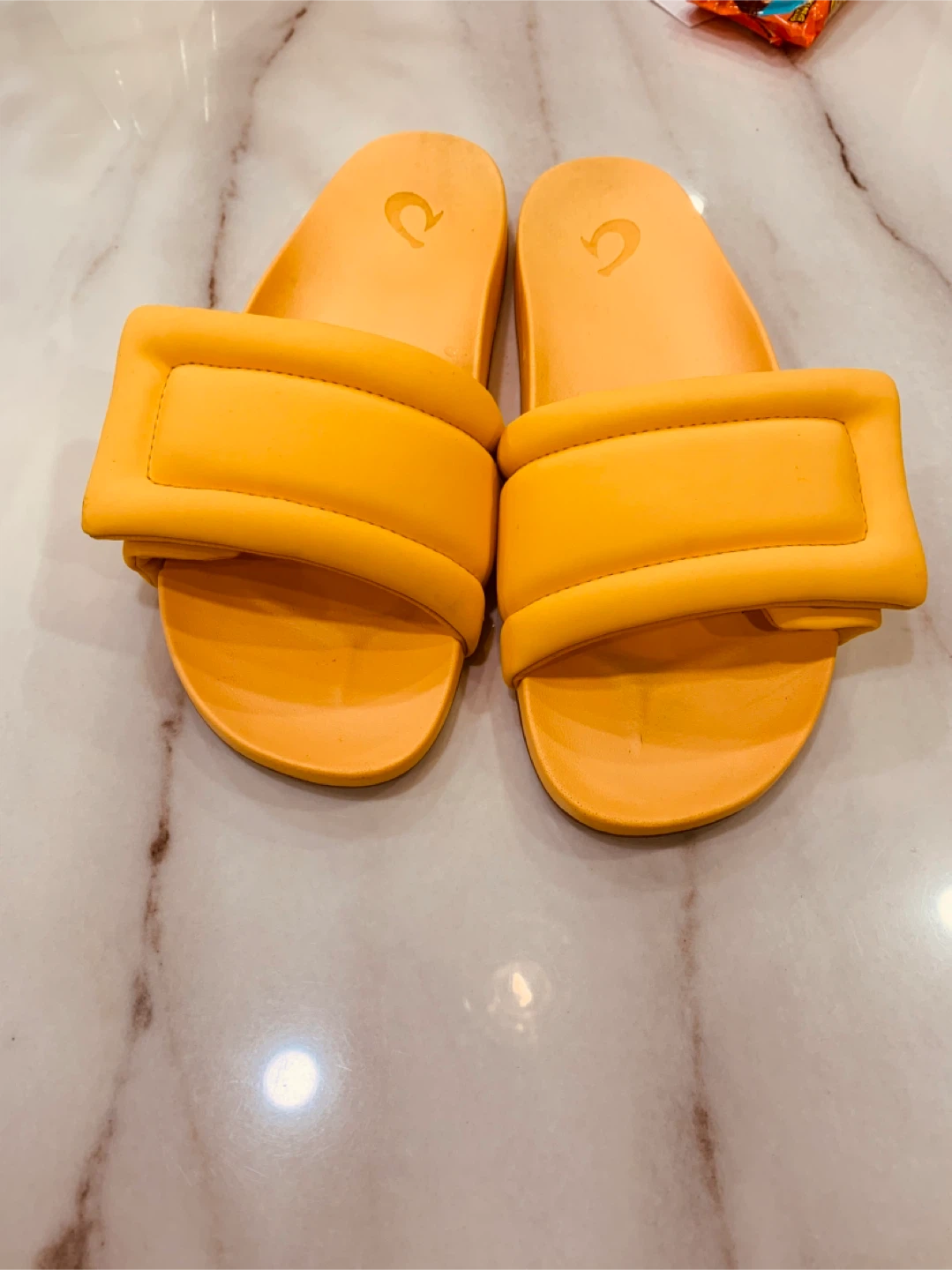 OluKai Sunbeam Slide Sandals - Women's US 10