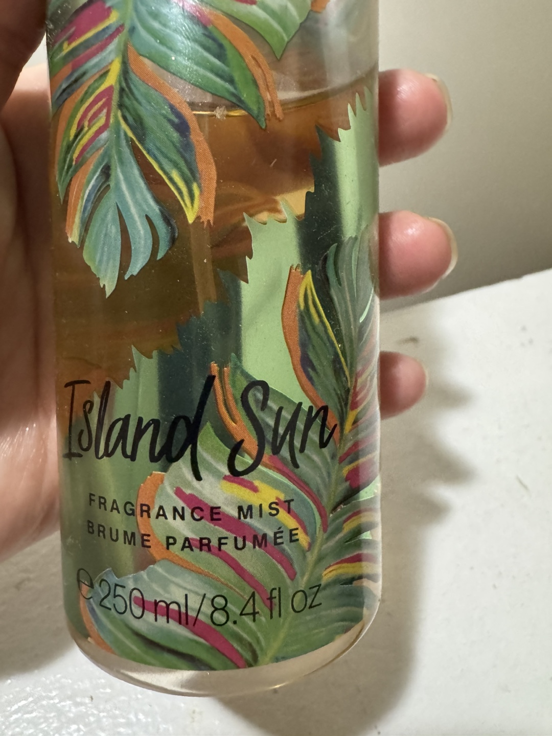 Victoria's Secret Island Sun Fragrance Mist - photo 2