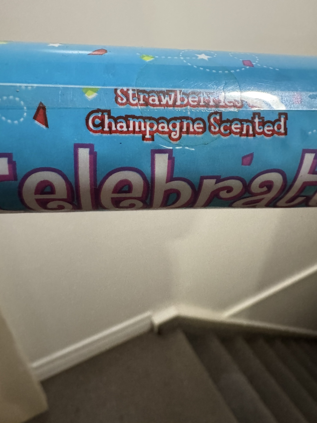 Celebrate Bath Confetti - Strawberries Champagne Scented - photo 2