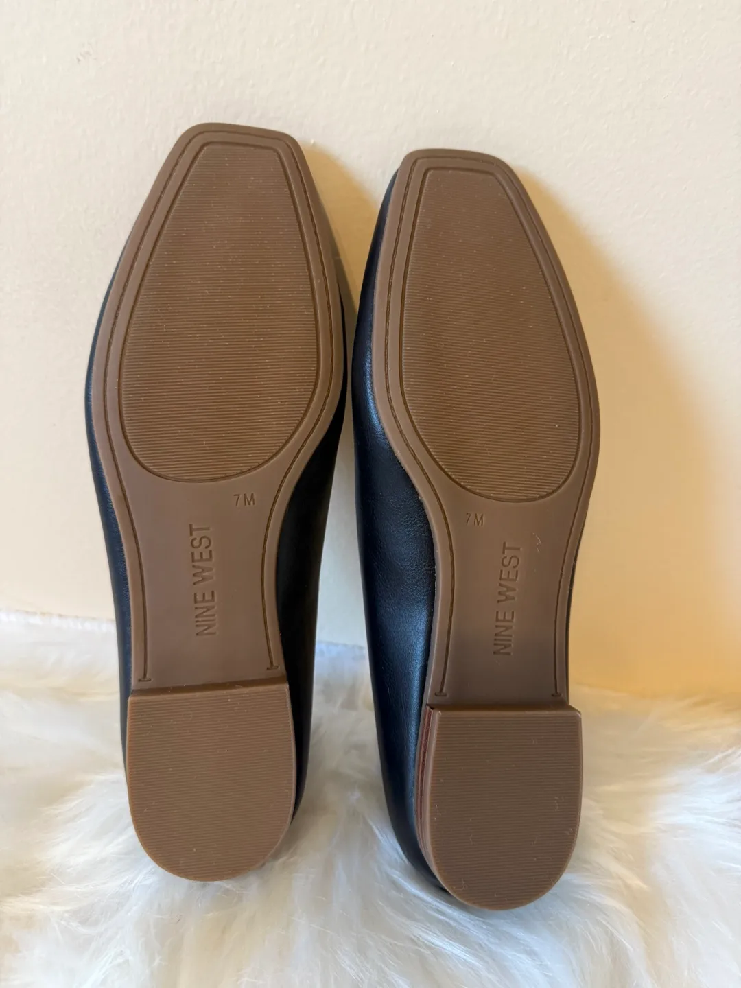 Nine West Black Ballet Flats image indicator(7)