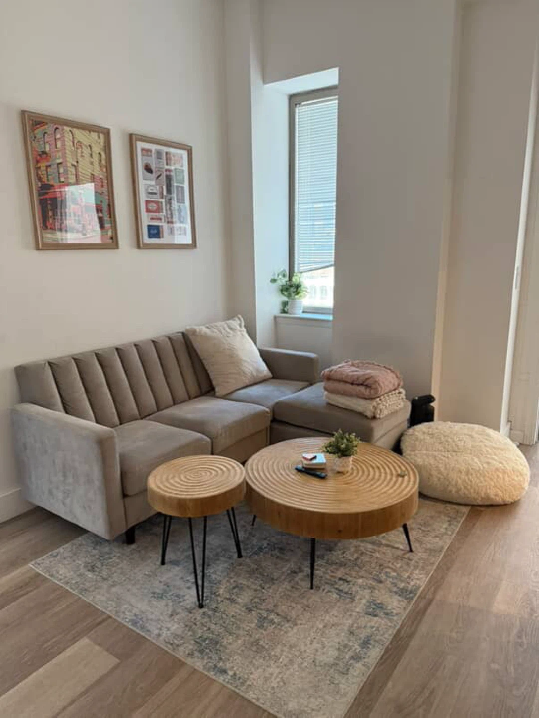 Round Wood Coffee Tables