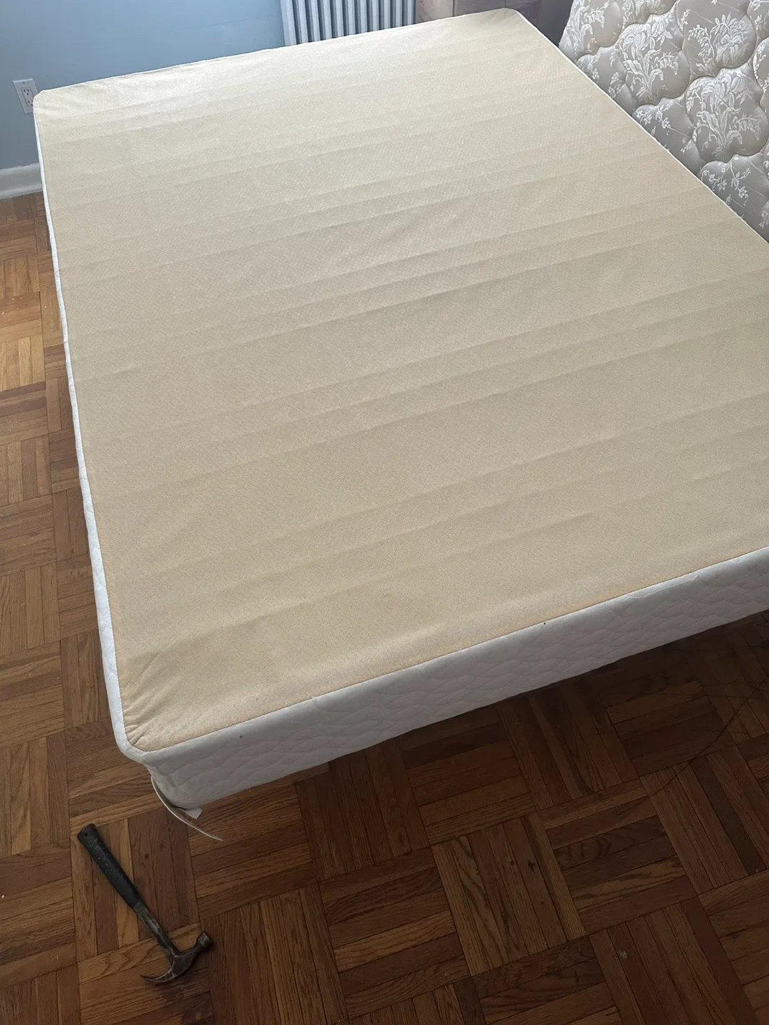 Sealy Boxspring - Great Condition! image indicator(3)