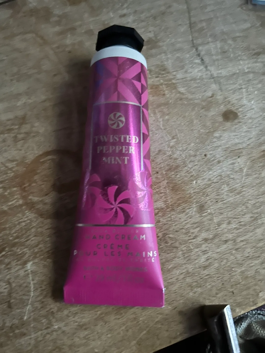 Bath & Body Works Twisted Peppermint Hand Cream thumbnail