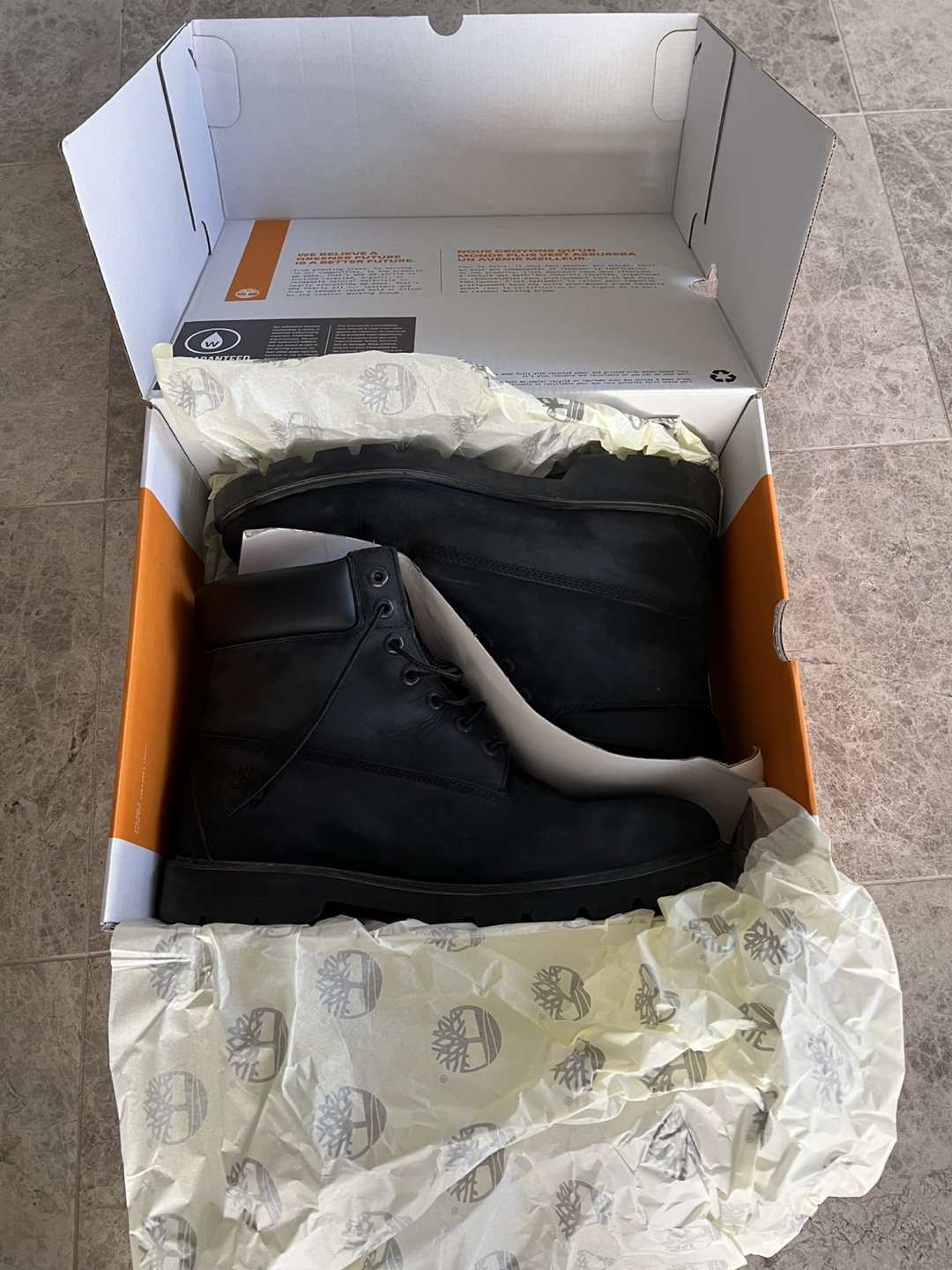Timberland Classic 6" Waterproof Boots - Black, Size 11.5 🇨🇦 - photo 2