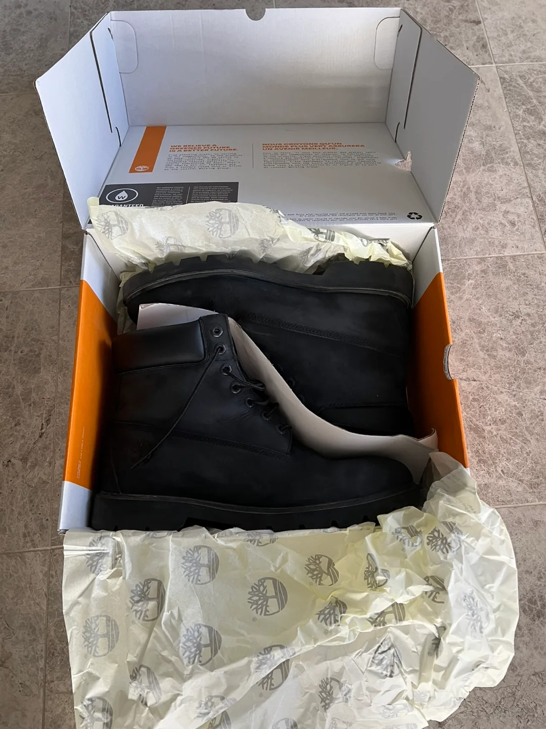 Timberland Classic 6" Waterproof Boots - Black, Size 11.5 🇨🇦 image indicator(2)