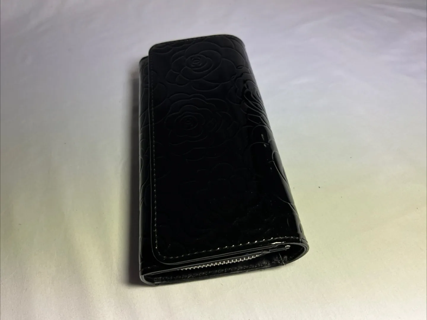 Black Floral Pattern Clutch image indicator(4)