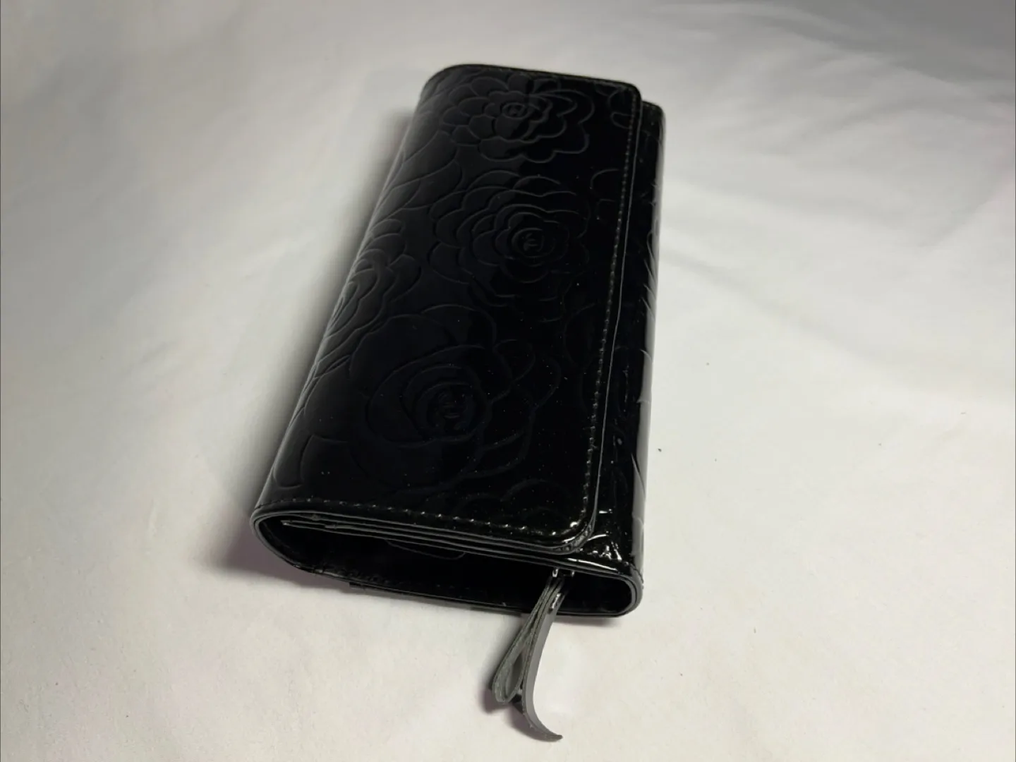 Black Floral Pattern Clutch image indicator(2)