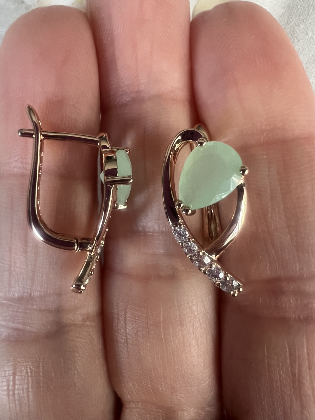 14k peridot earrings